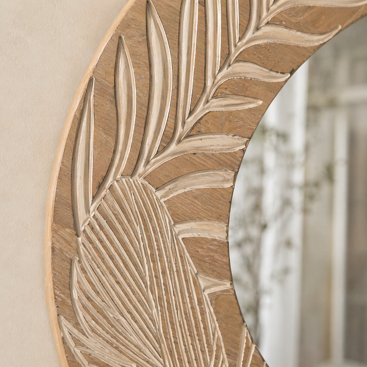 Botanica Carved Wood Round Mirror – Artisan Leaf Wall Decor
